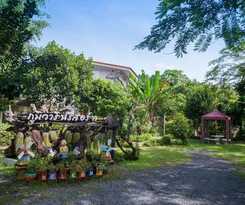 Hotel Poomvarin Resort