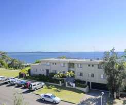 Oasis, Unit 9/5 Laman Street