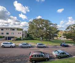 Oasis, Unit 3/5 Laman Street