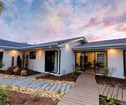 Surfers Paradise Holiday Beach House