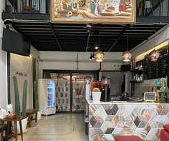 Hp House Cafe'