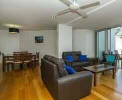 Maggies Beachfront Apt. 8