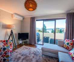 Hotel Summit 9 - Modern and stylish newly renovated apartment