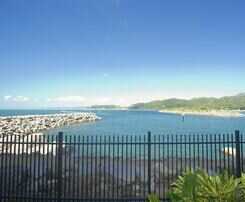 Hotel 1 Bright Point Apartment 3102