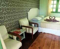 Baanrak Amphawa Homestay