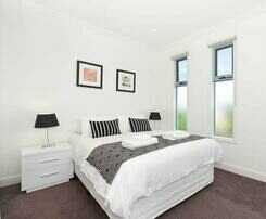 Style In The Heart Of Caulfield