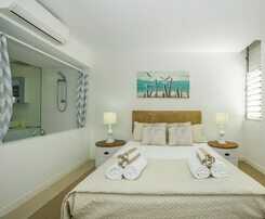 Hotel 1 Bright Point Apartment 2203