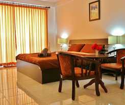 Golden Guesthouse