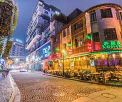 Hotel Man Yin Ju Chinese Style Apartment