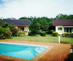 Les Collines Resort