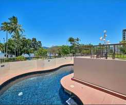 Cairns Ocean View Apartment In Aquarius