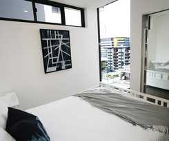 Hostrelax Residences On Merivale
