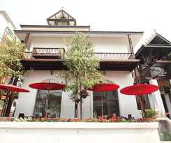 RATCHIANGSAEN FLORA HOUSE