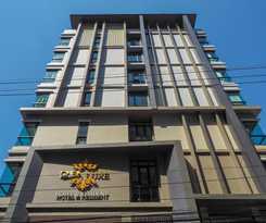 Hotel Casa Luxe hotel resident