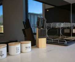Wow Factor!luxe 4br Townhouse@glen Waverley