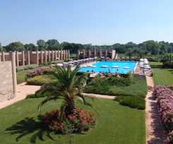 Hotel Cosmopolitan Golf and Beach Resort