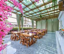 Lavande Hotels Chongqing Jiefangbei Haochi street