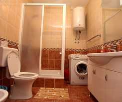  Split Apartments Peric