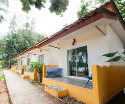 Hotel Issara Beach Resort