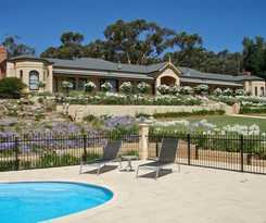 Hotel Brice Hill Country Lodge