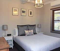 CocknBull Boutique Hotel