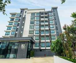 B2 Mae Sot Premier Hotel