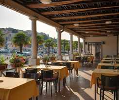Hotel Apartments Riva