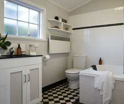 Hotel Albert Cottage