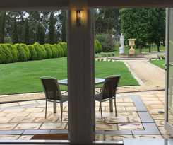 The Gatehouse At Villa Raedward