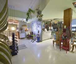 Collection O Jasaen Stylish Boutique