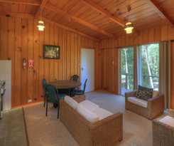 Hotel Hideaway Retreat