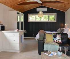 Jervis Bay Cabins and Hidden Creek Campsite