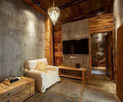 Hotel No. 5 Valley Hebi