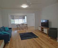 Dungowan Waterfront Apartments