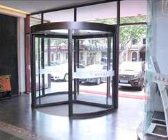 Hotel Ramada Encore By Wyndham Qingdao Shinan