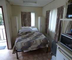 Hotel Tenterfield Lodge and Caravan Park