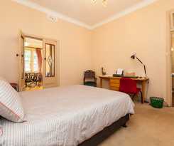 MADELINE, 1BDR Fitzroy Apartment