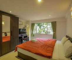 Hin Num Sai Suay Residence By Puppap