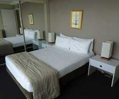 2 and 3 Bedroom Apartments Within Crown Towers