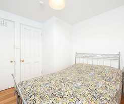 Charming Centrally Located 2 Bedroom Accommodation