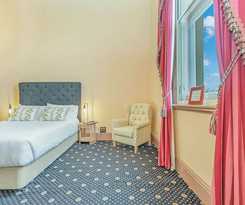 Hotel Clocktower Suites