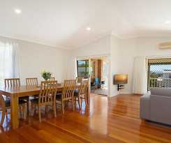 Orient Lane on Kingscliff Hill