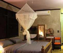 Bang Luang House