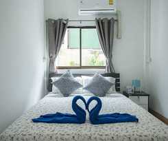 Cozy TownHouse HuaLampong