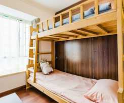 Locals Boutique Apartment Jiuzhou Port.3