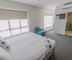 Hotel Studios On Beaumont