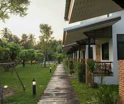 Baansuan Tisa Resort