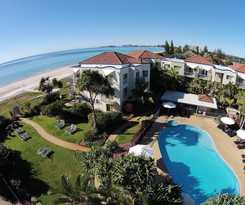 Golden Riviera Beach Resort