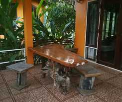 Hotel Ingkamol Homestay