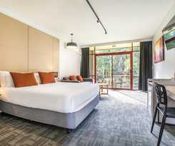 Hotel Nightcap At York On Lilydale